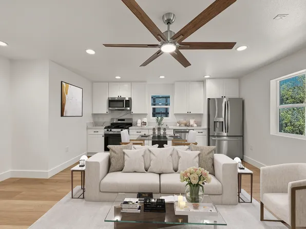 111 Cecil Pl APT C, Costa Mesa, CA 92627