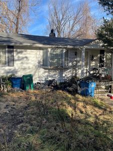 311 Chambers Rd, Saint Louis, MO, 63137