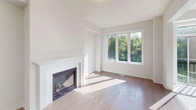 335 Leanne Ln — Photo 10