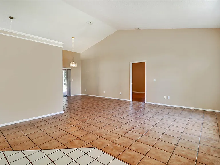 320 Saint Augustine Courtwind Ml — Photo 2