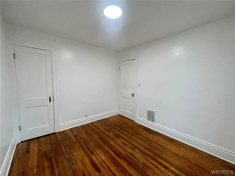 434 23rd St #UPPER — Photo 21