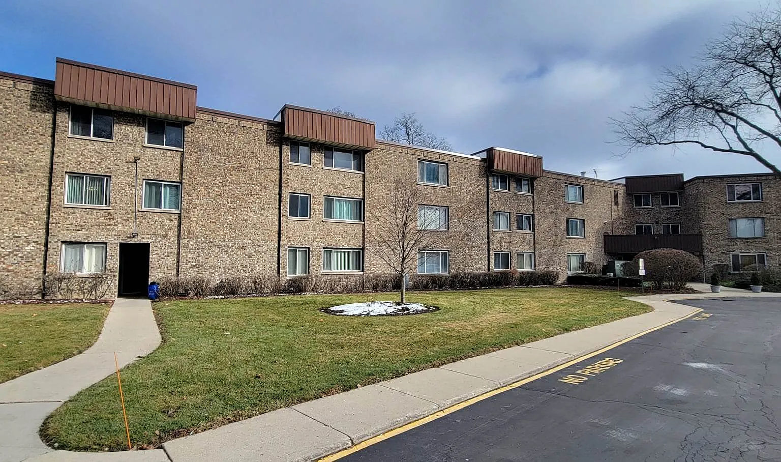 1 bed, 850 sqft, $1,400 — Photo 1