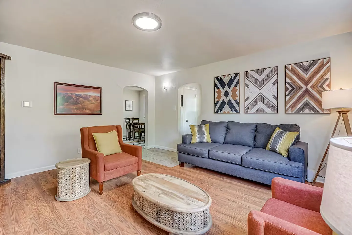 2 bed, 1030 sqft, $2,500 — Photo 2
