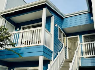 3506 Cove View Blvd APT 106, Galveston, TX 77554