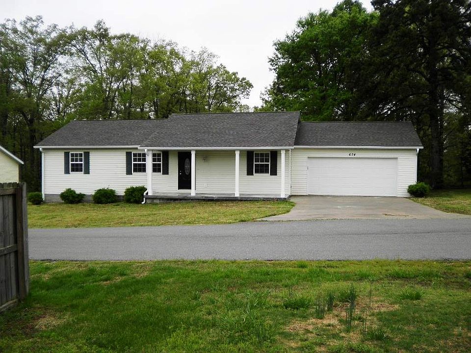 1st image of 674 Sunny Valley Ln