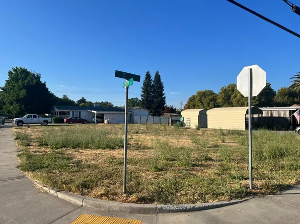 444 D St, Biggs, CA 95917