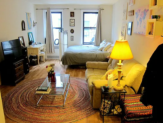 Rented by Tosh Marks Property Group | media 11