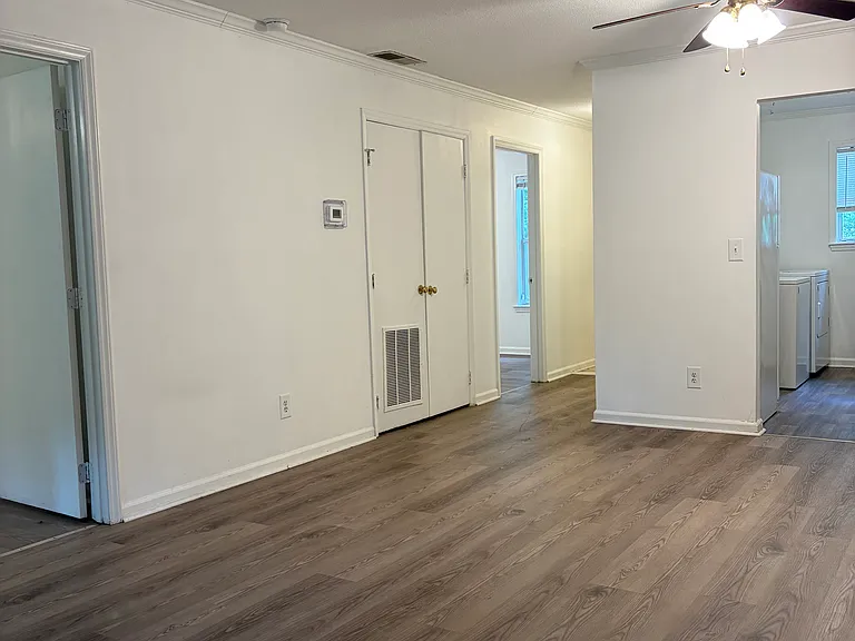 350 Ashley Forest Rd — Photo 4