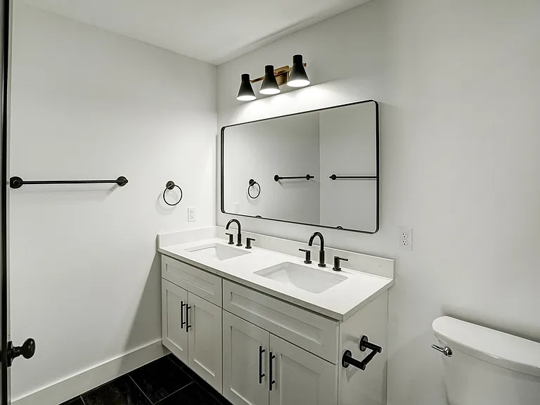 901 Commerce St #1 — Photo 27