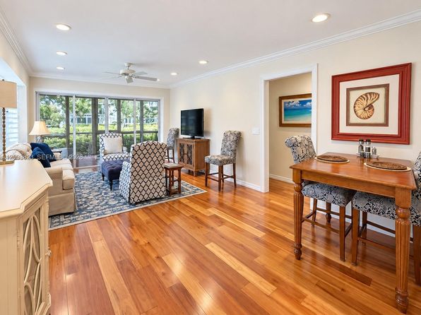 11 Garden St APT 101T