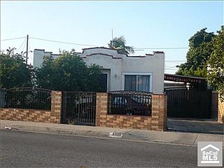 2nd image of 8538 Santa Fe Ave