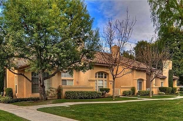 1st image of 55 Nightingale Dr