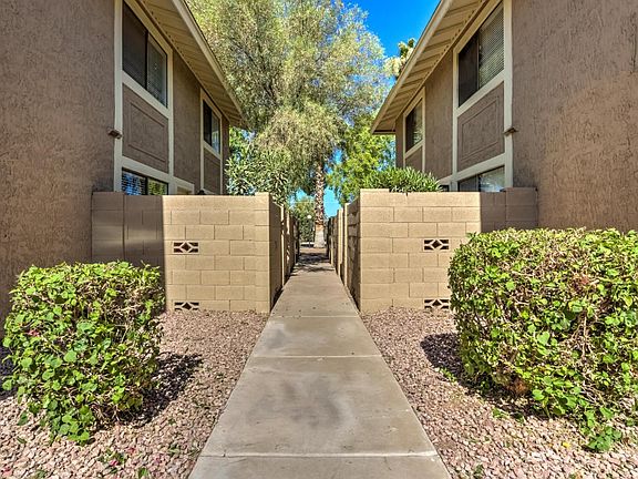 1231 N Granite Reef-5