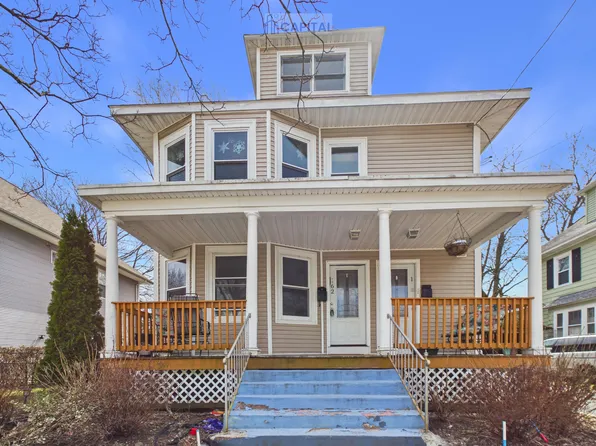 162 Armington St #1, Providence, RI 02905