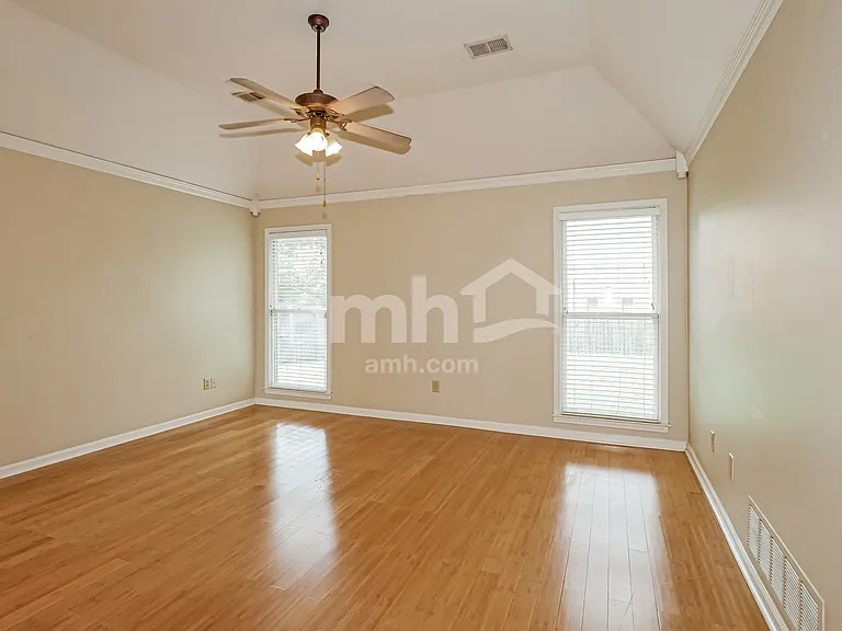 5005 Bristol Woods — Photo 11