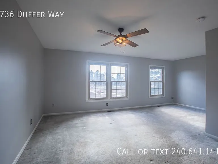 9736 Duffer Way — Photo 6