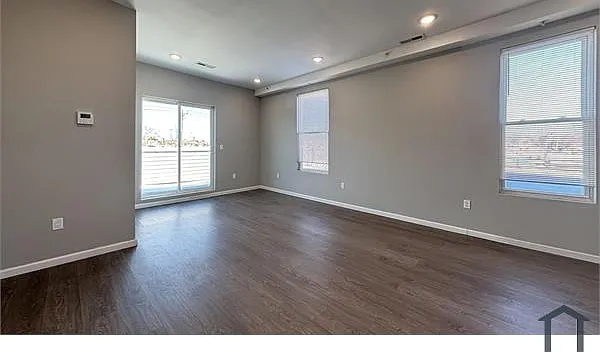 1 bed, $1,195 — Photo 4