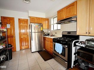 2717 Newtown Ave APT 1F, Astoria, NY 11102