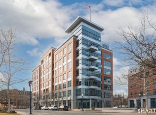 33 N Water St UNIT 207, Norwalk, CT