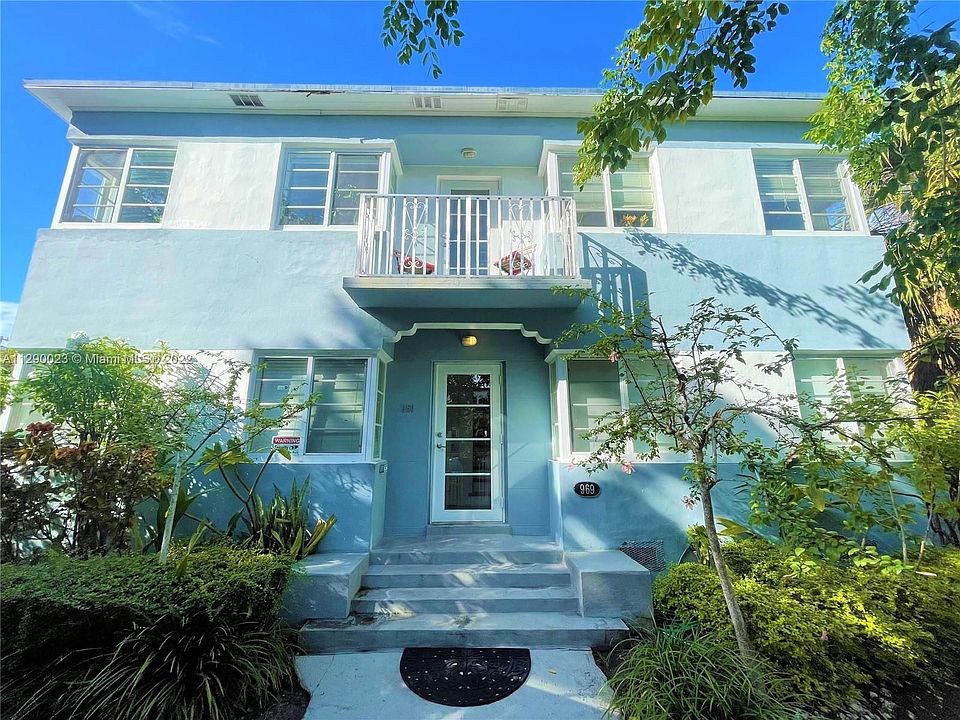 1st image of 969 Bay Dr #1