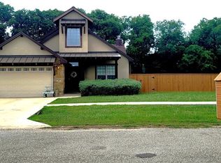 305 Hummingbird Way, Martindale, TX 78655