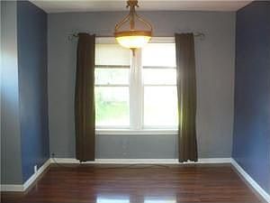 4th image of 1217 Kenmore Ave