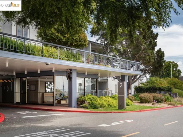 2 Commodore Dr #D275, Emeryville, CA 94608