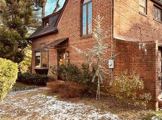 22 Yorke Rd, Mountain Lakes, NJ 07046