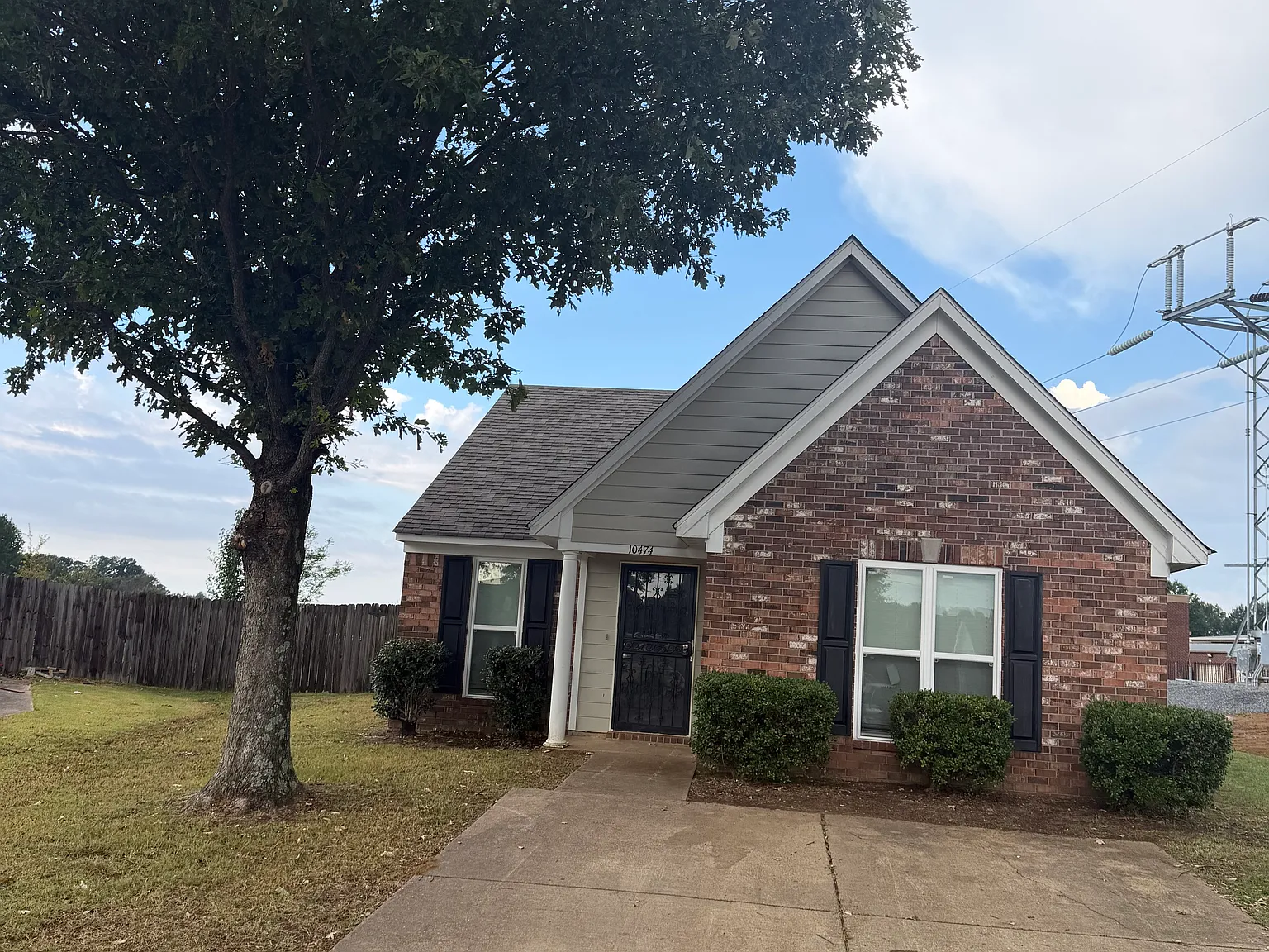 3 bed, 1162 sqft, $1,745 — Photo 1