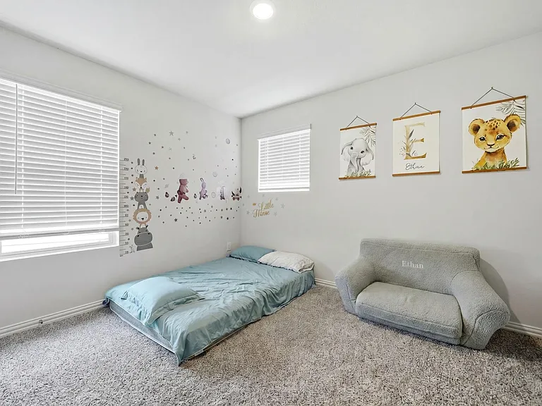 224 Monarch Way — Photo 16