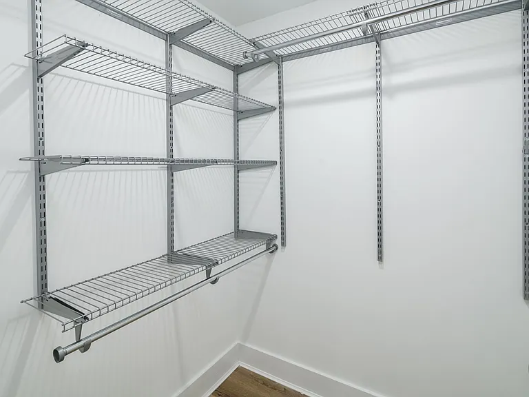 2602 W Oxford St #1 — Photo 16
