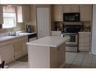 411 Rose Dr, Cranberry Twp, PA 16066