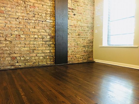 4th image of 34255 N Elaine Pl #3S
