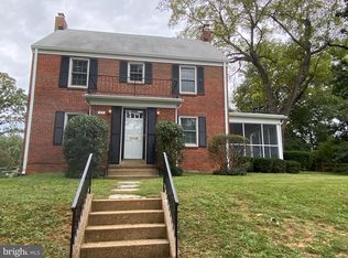 1500 N McKinley Rd, Arlington, VA 22205