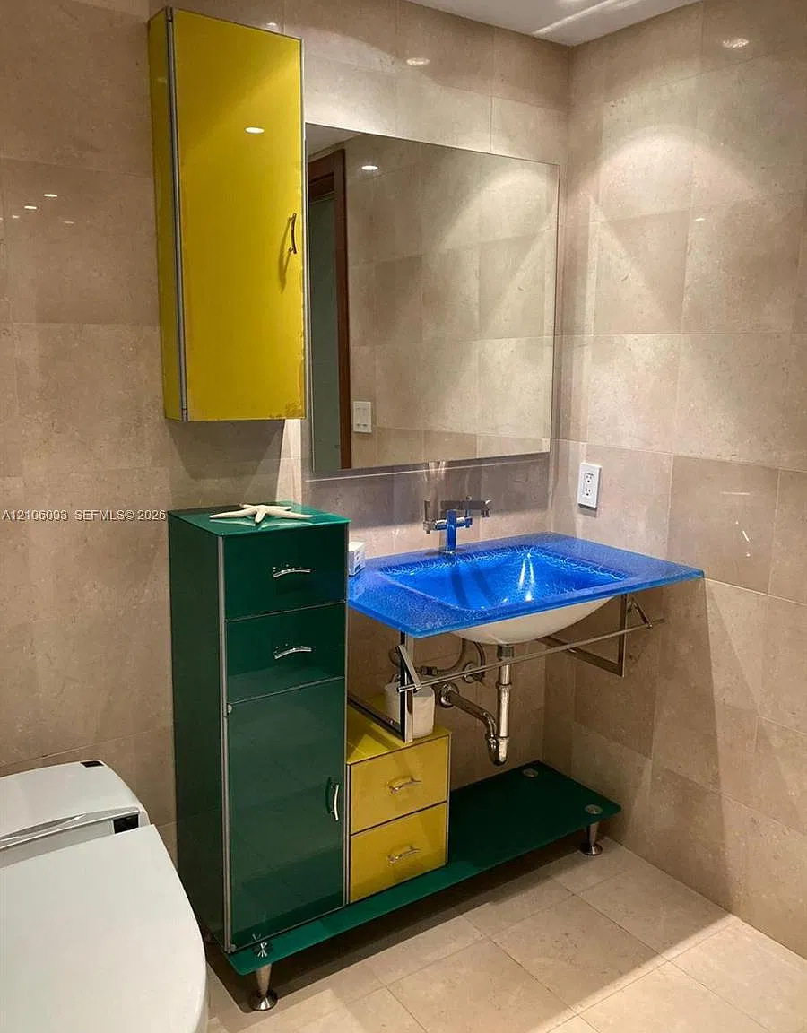 Beach Club Condo — Photo 4