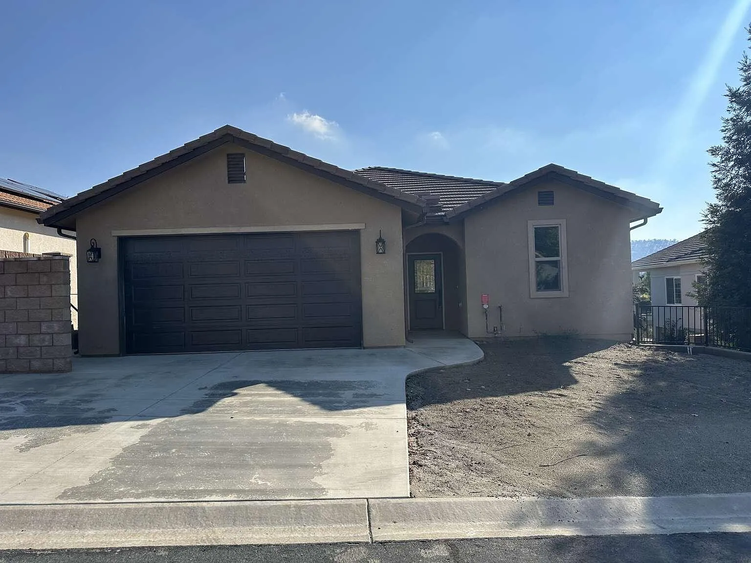 32735 Greene Drive photo 1
