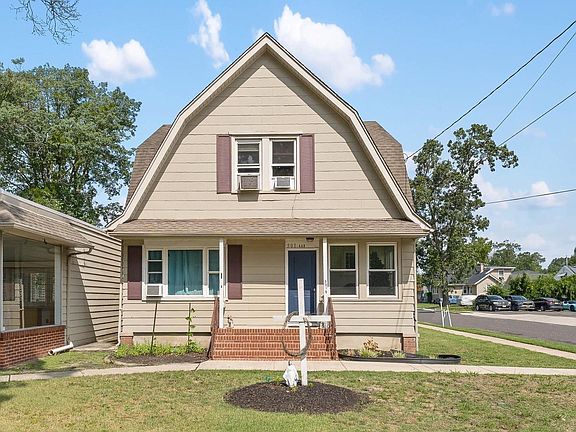 2nd image of 501 12th St