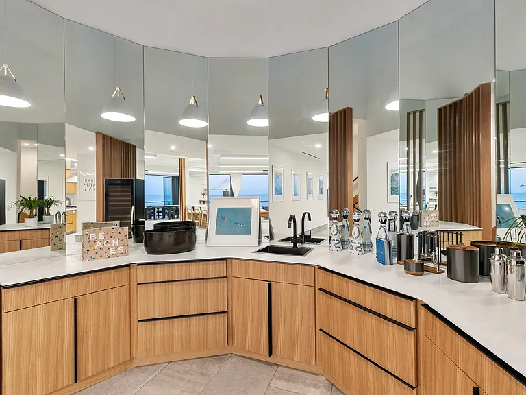 Create your favorite beverages in the full bar area.