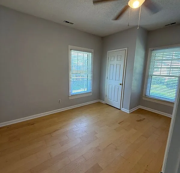 612 Wise Ave — Photo 12
