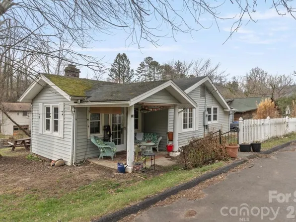 16 Sycamore St, Asheville, NC 28804