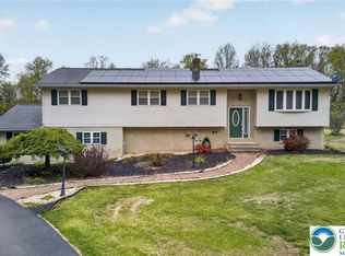 158 Saint Peters Rd, Macungie, PA 18062