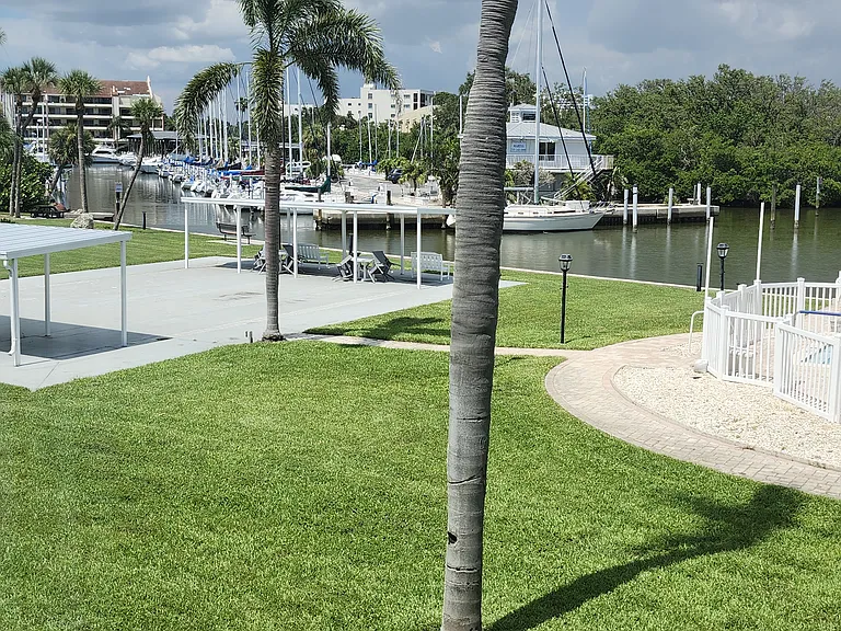 1819 Shore Dr S #217 — Photo 8