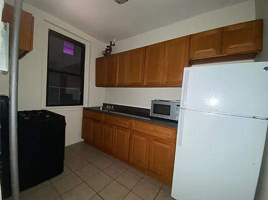 Rented by Oxford Property Group | media 9