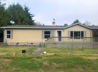 780 SW Green Dr, Waldport, OR 97394