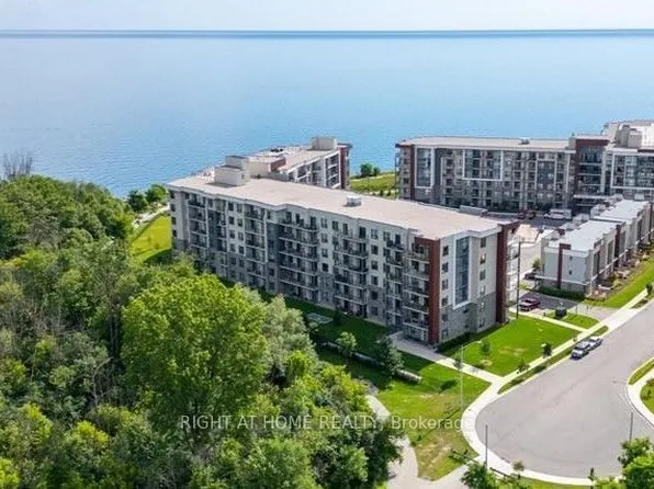 125 Shoreview Pl #519, Hamilton, ON L8E 0K3