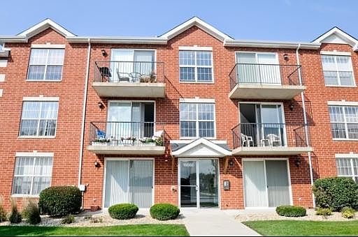1st image of 16660 S Liberty Cir #3N