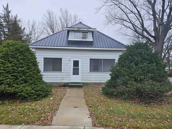 228 Underwood Avenue, Montello, WI 53949