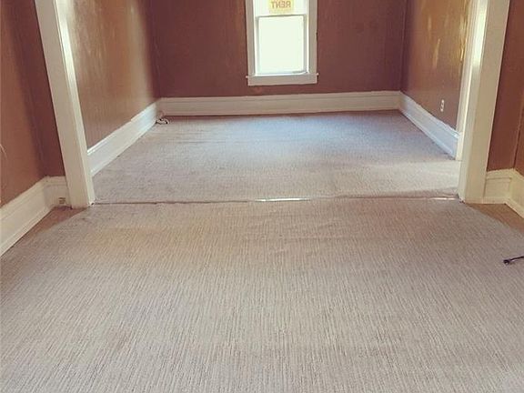 3rd image of 70 Lakin Ave