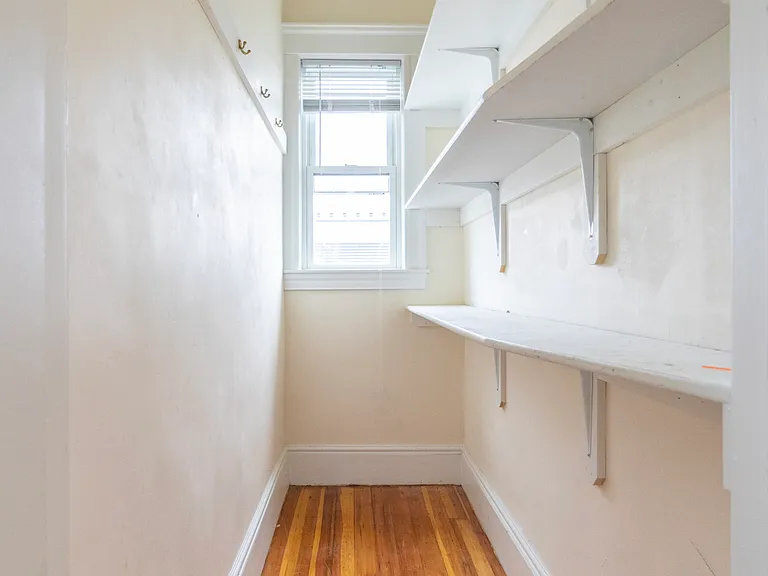 79 Saxton St #2 — Photo 11