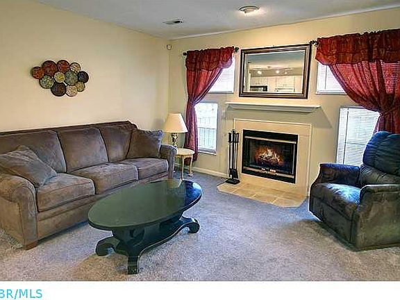 5th image of 2467 Crystal Springs Dr